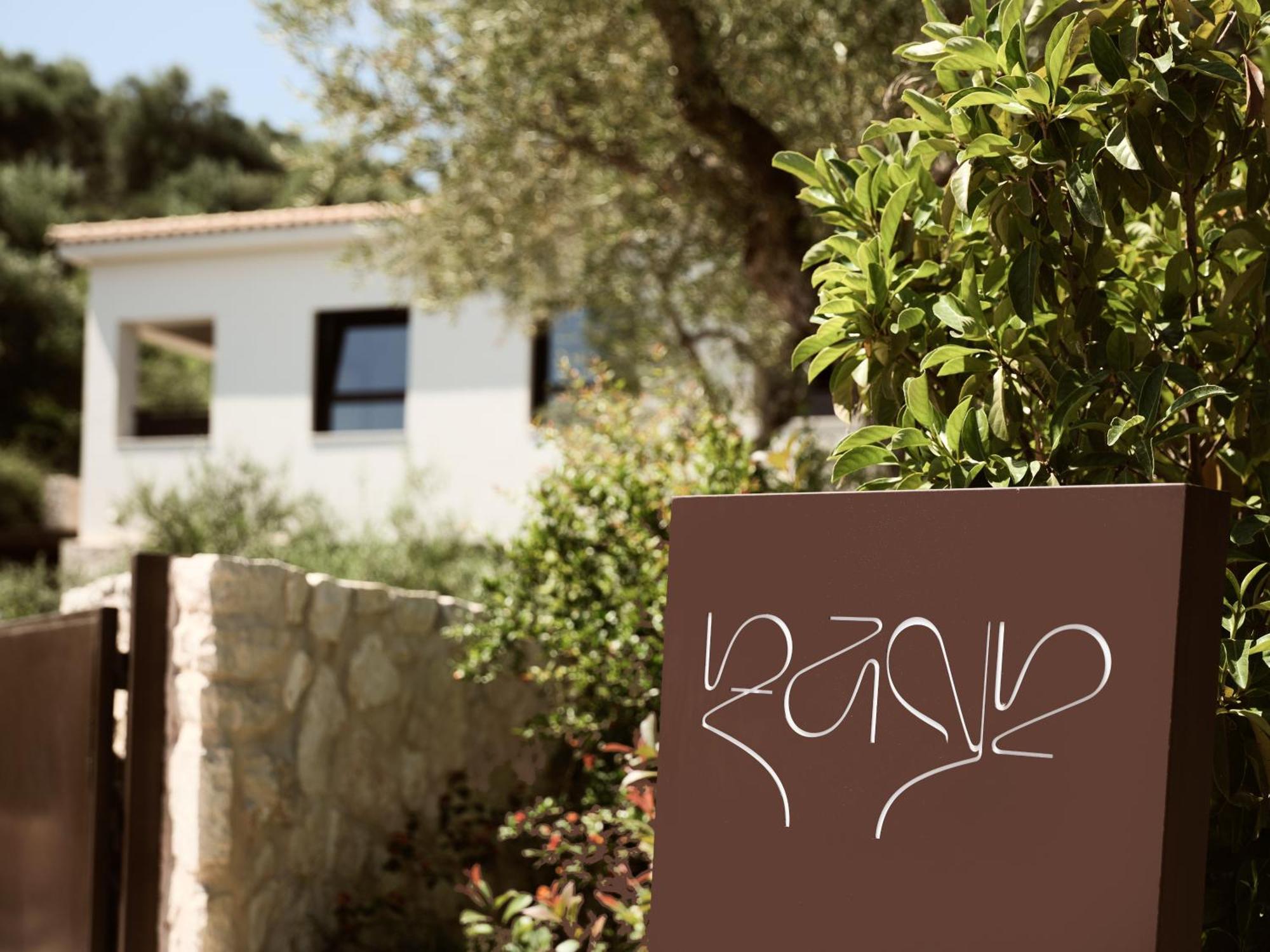 Villa Zayn Luxury Villas, A Serene Escape, By Thinkvilla Tsilivi (Zakynthos)